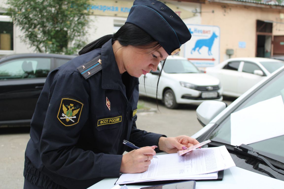 В Екатеринбурге судебные приставы арестовали 18 автомобилей должников за  сутки - «Уральский рабочий»